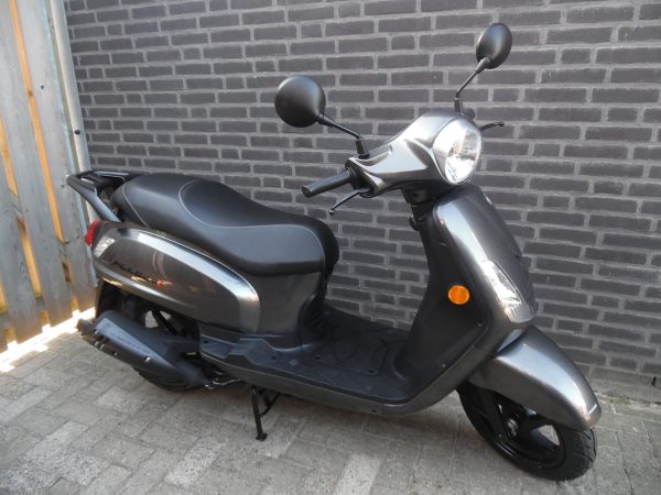 Sym Fiddle II injectie 4T Nieuw 45km Bronze Grey Euro5+