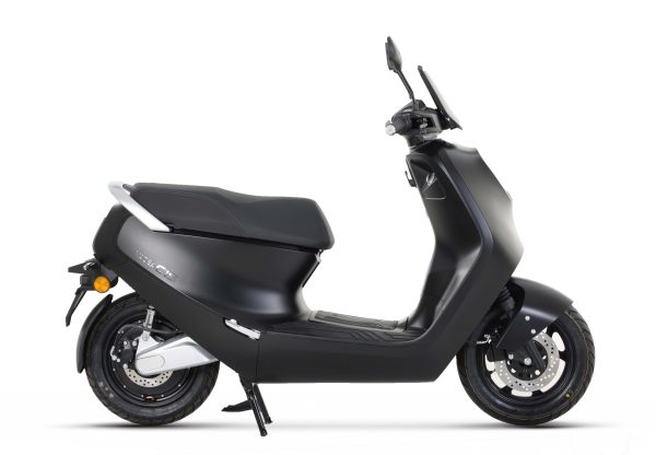 Yadea C1S 45 km Nieuw ELECTRISCH matt black