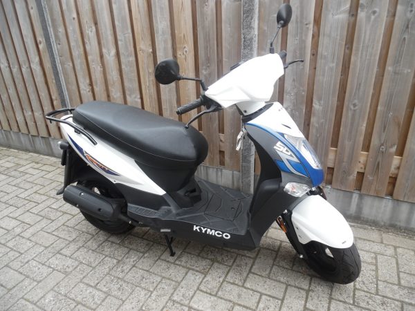 Kymco Agility 4T 25km 9.869km 07-2020 IN NIEUWSTAAT